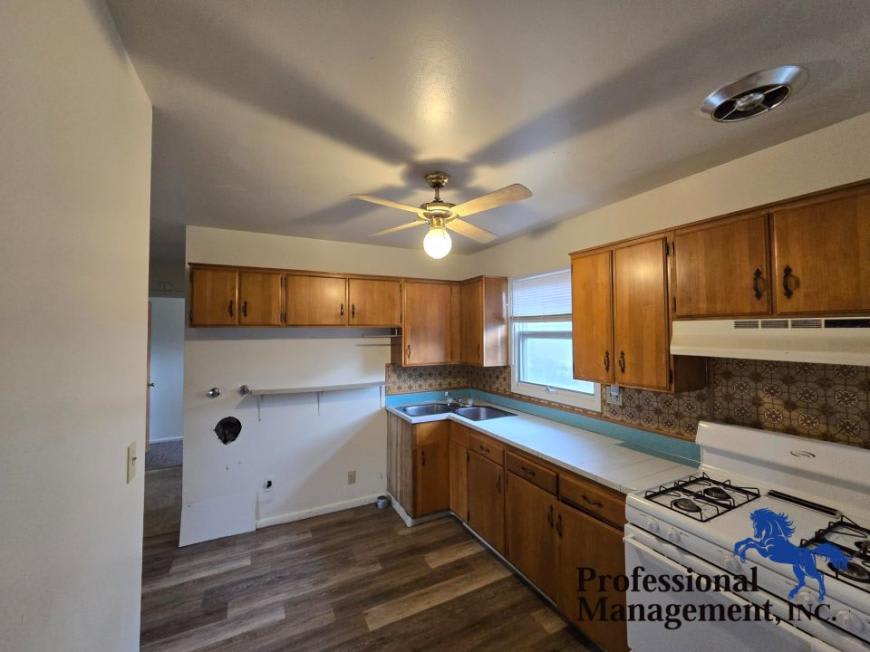 43 Adams St – photo 4