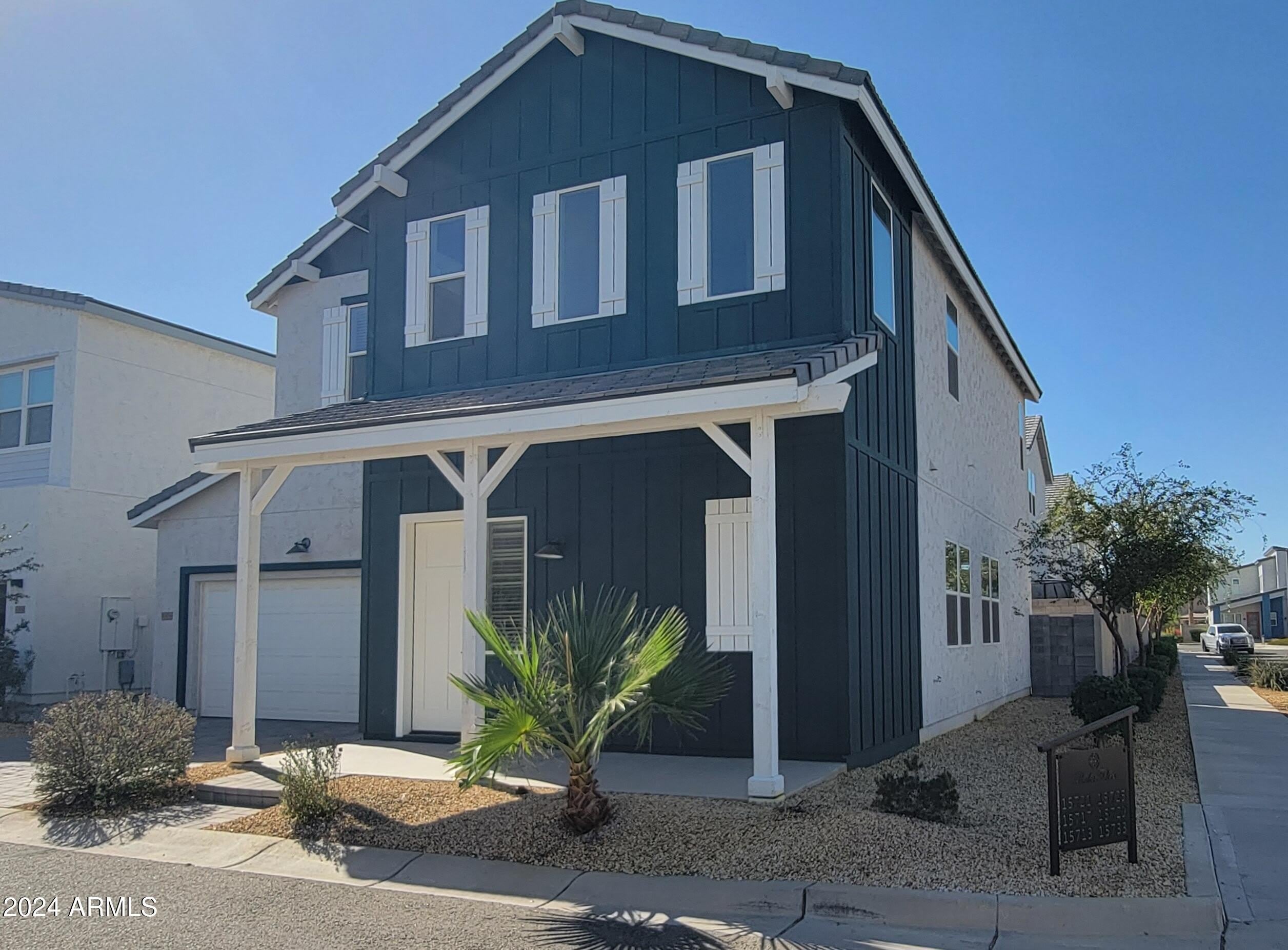 15733 W Polk Street – photo 1