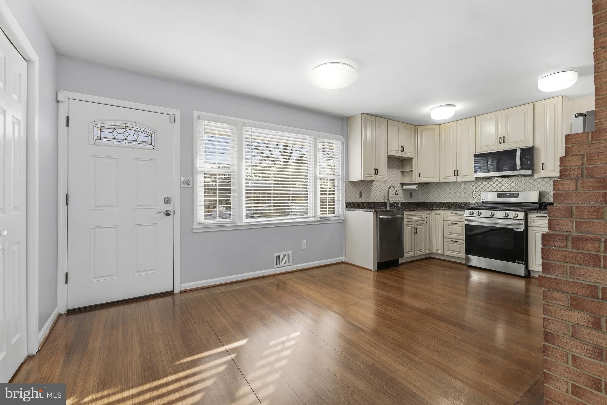 5412 NUTTING Drive – photo 5