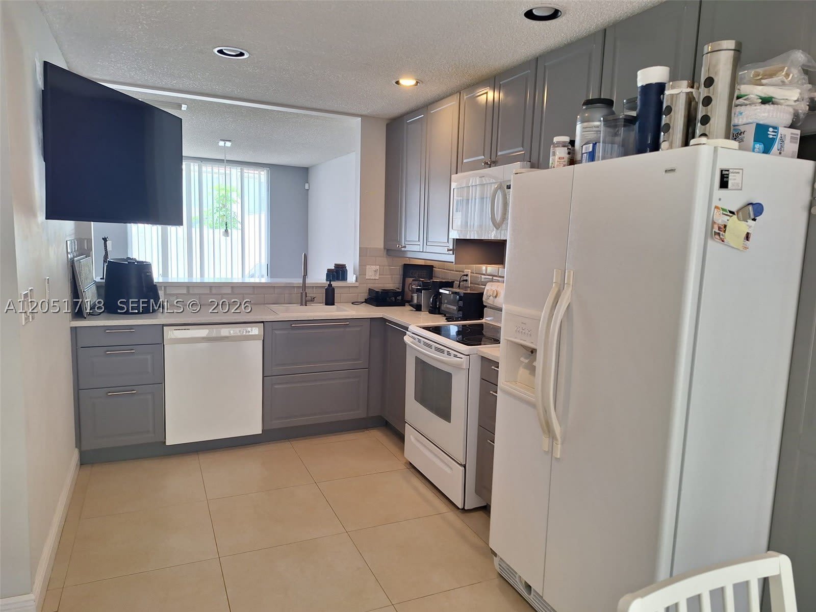 10241 NW 52nd Ter – photo 5