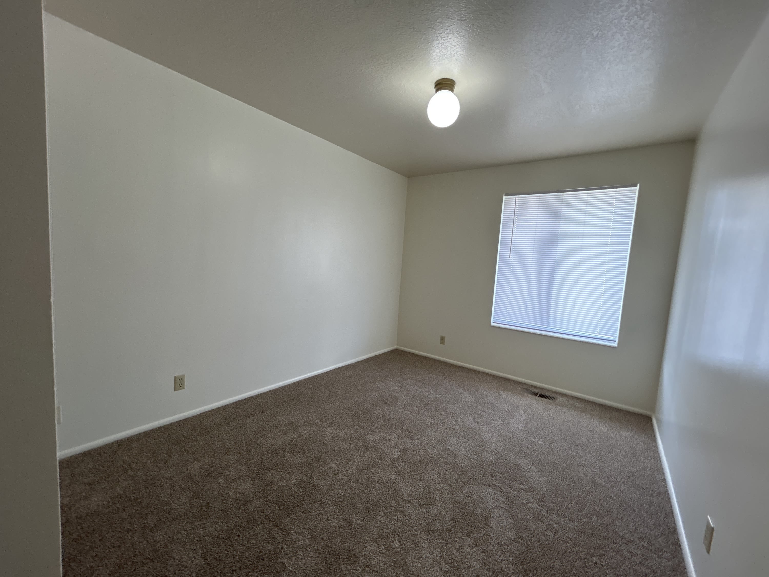 93 South Valley Drive – photo 4
