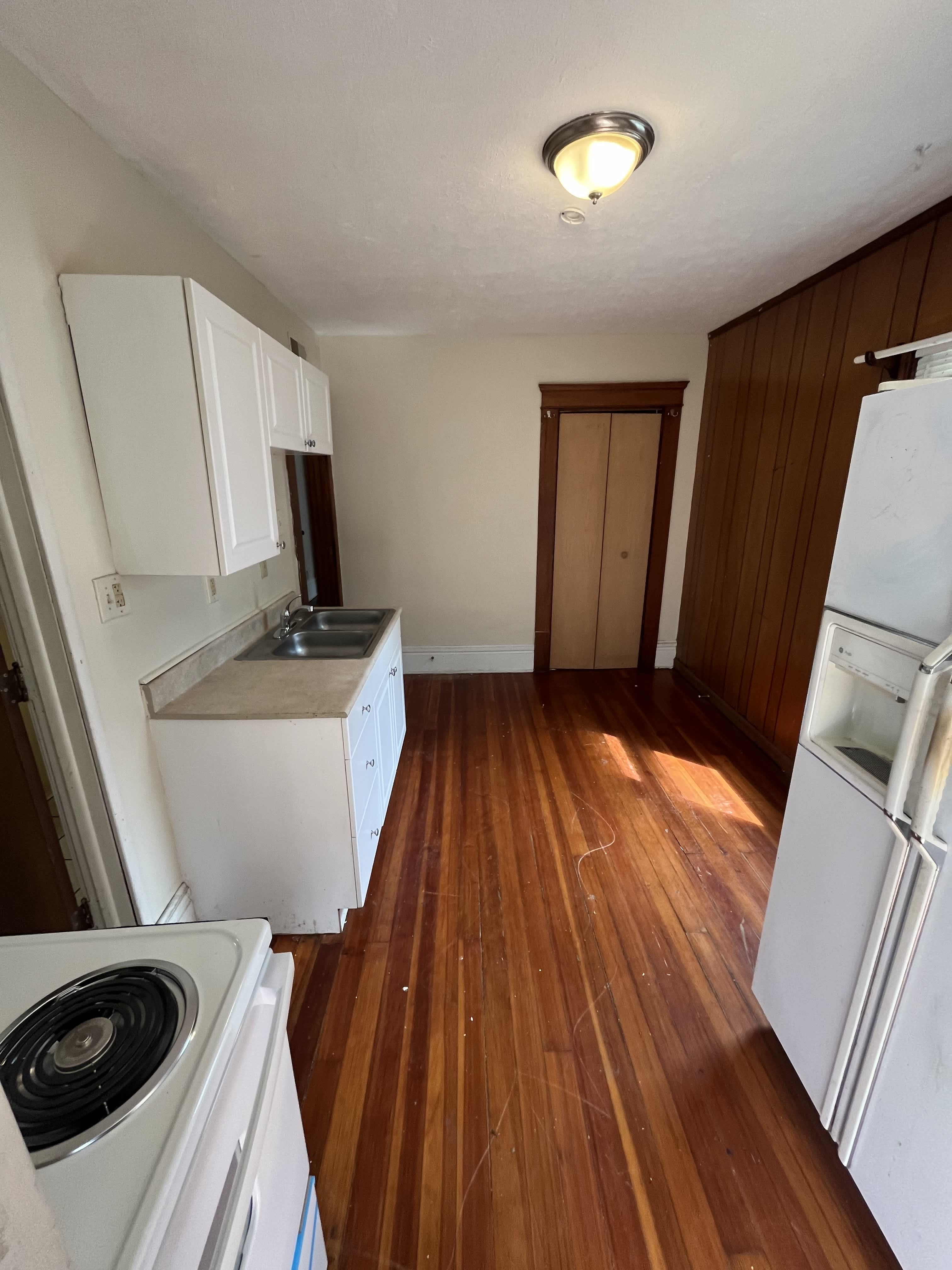 34 Grand Ave – photo 3