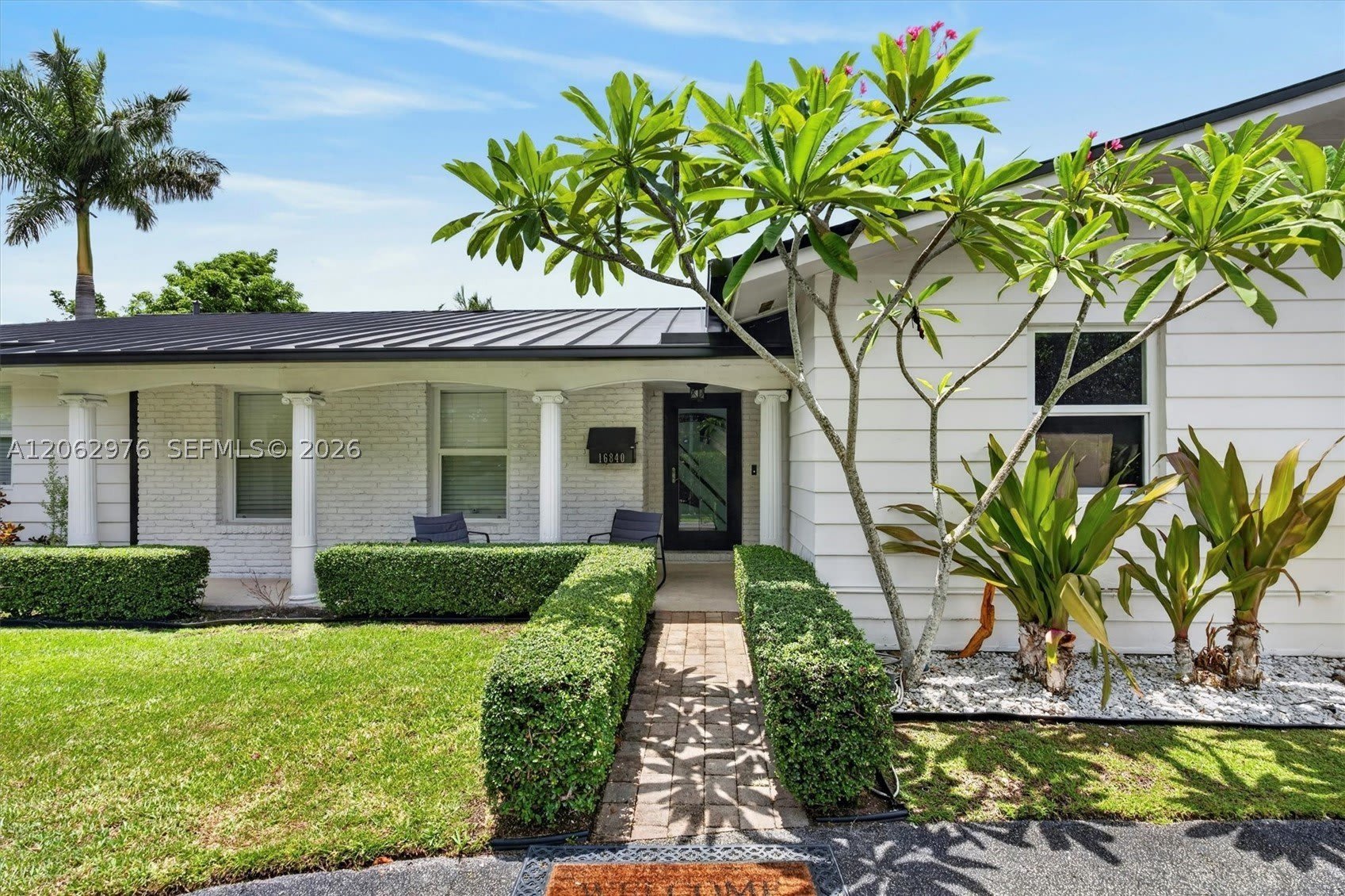 16840 SW 87th Ave – photo 4