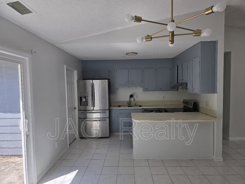 2601 Briar Trail Court – photo 3