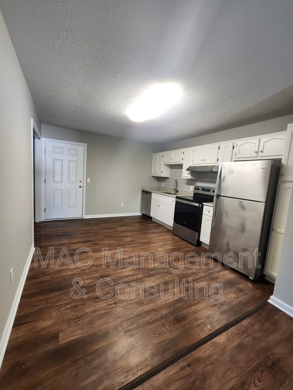 1495 Autumn Avenue – photo 1