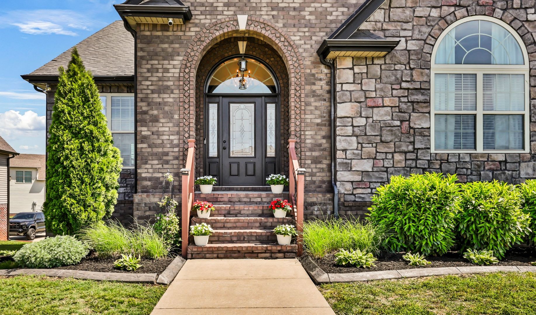 4 Bedroom Home Including Two Bonus Flex Spaces – photo 3
