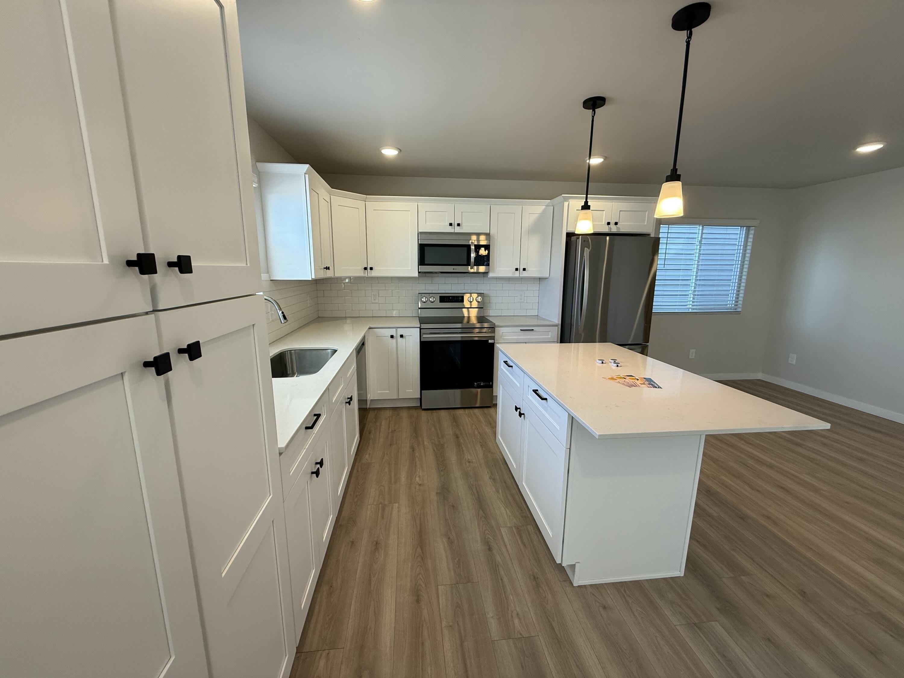 2268 Anchor Avenue – photo 3