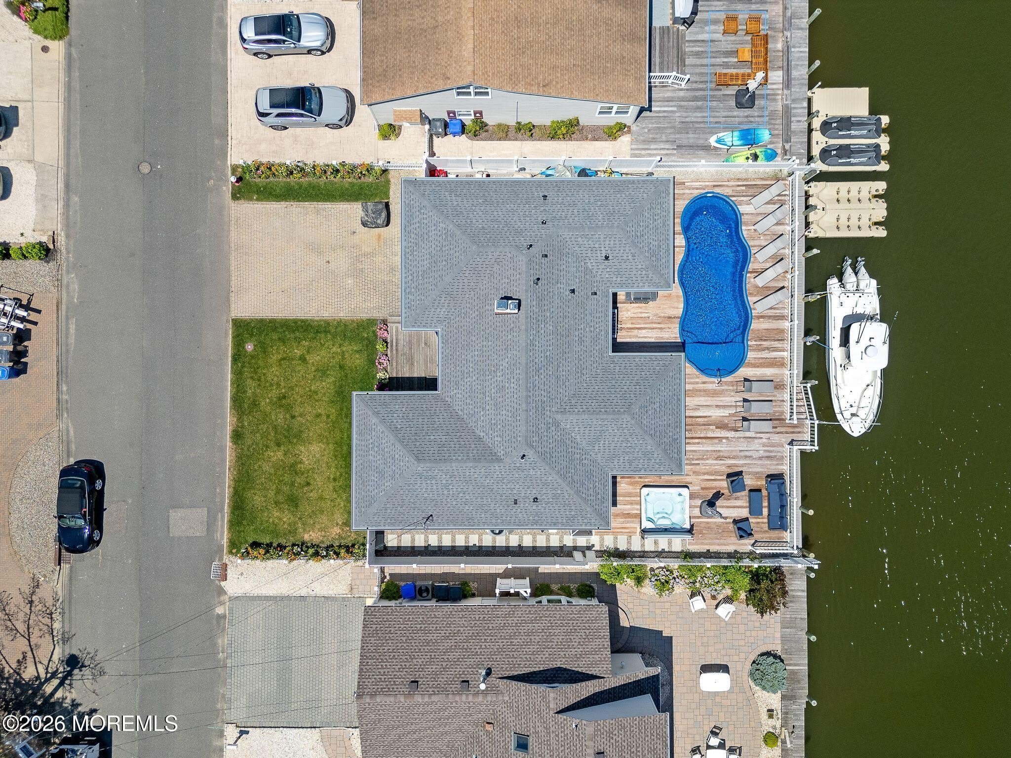347 Bay Lane – photo 5