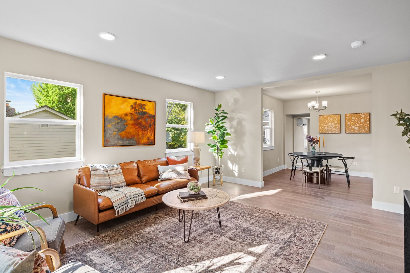 Beautifully Renovated 4BR Home in North Seattle! – photo 5