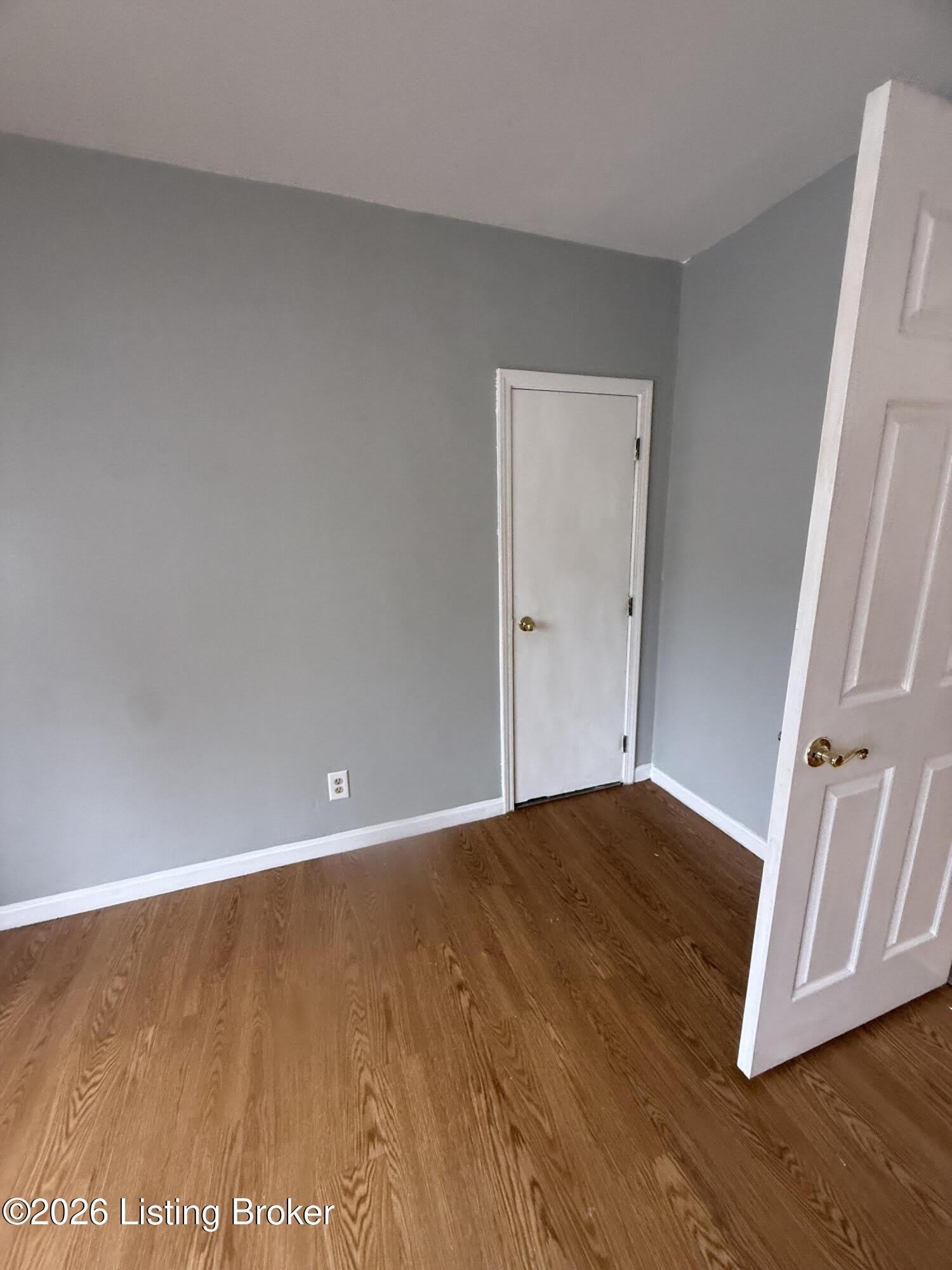 112 E Woodlawn Ave – photo 5