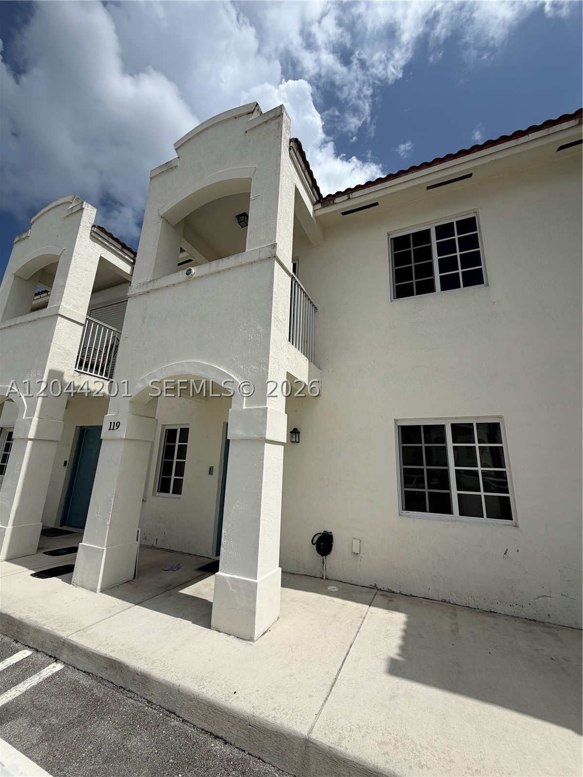 119 SW 6th Ln – photo 2