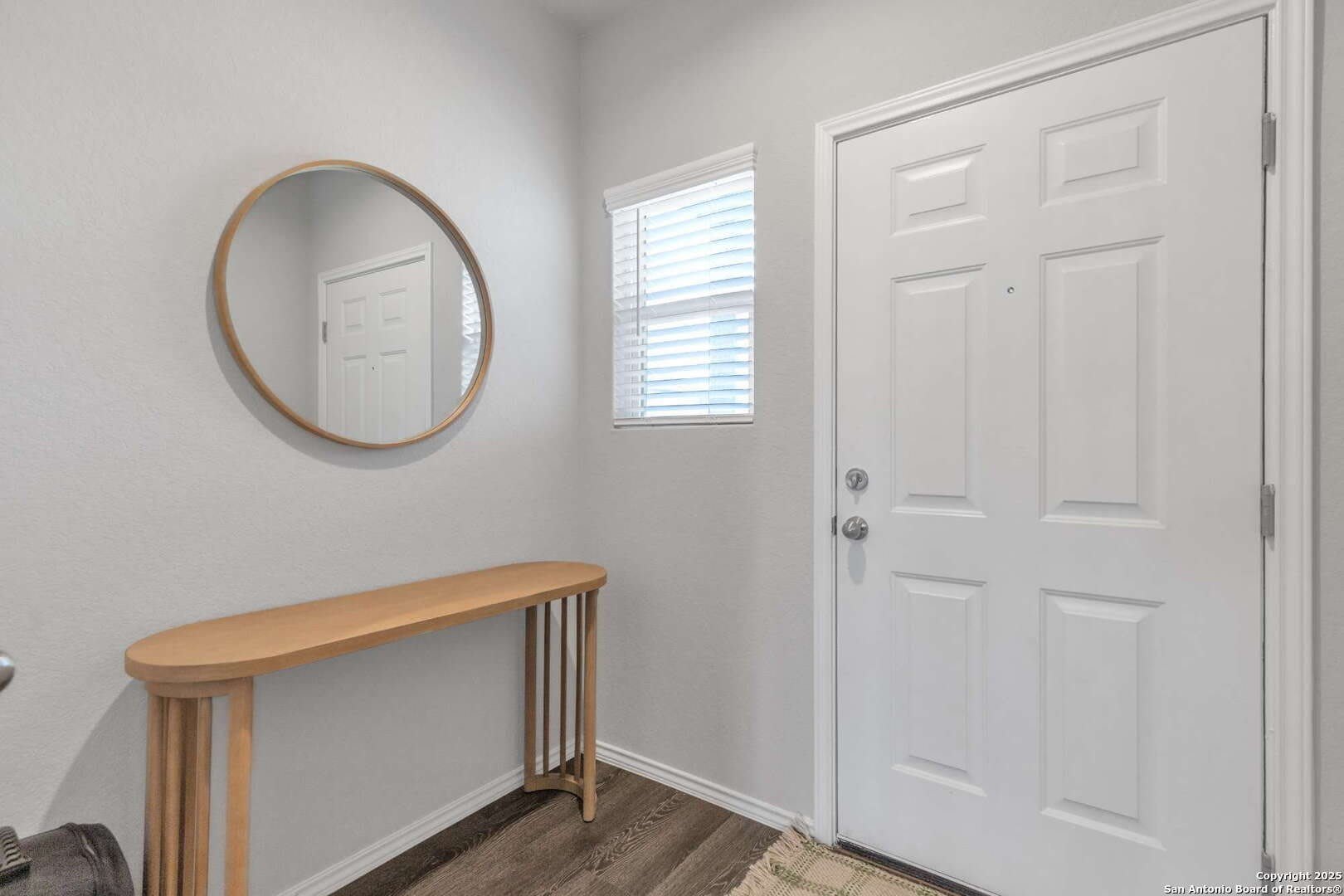 610 Pleasanton Way – photo 4