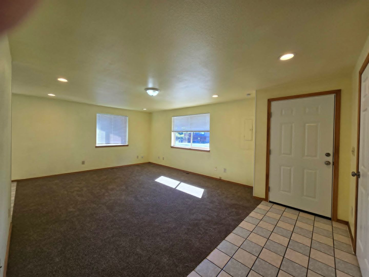 Aberdeen 3 bed, 1 bath home! – photo 2