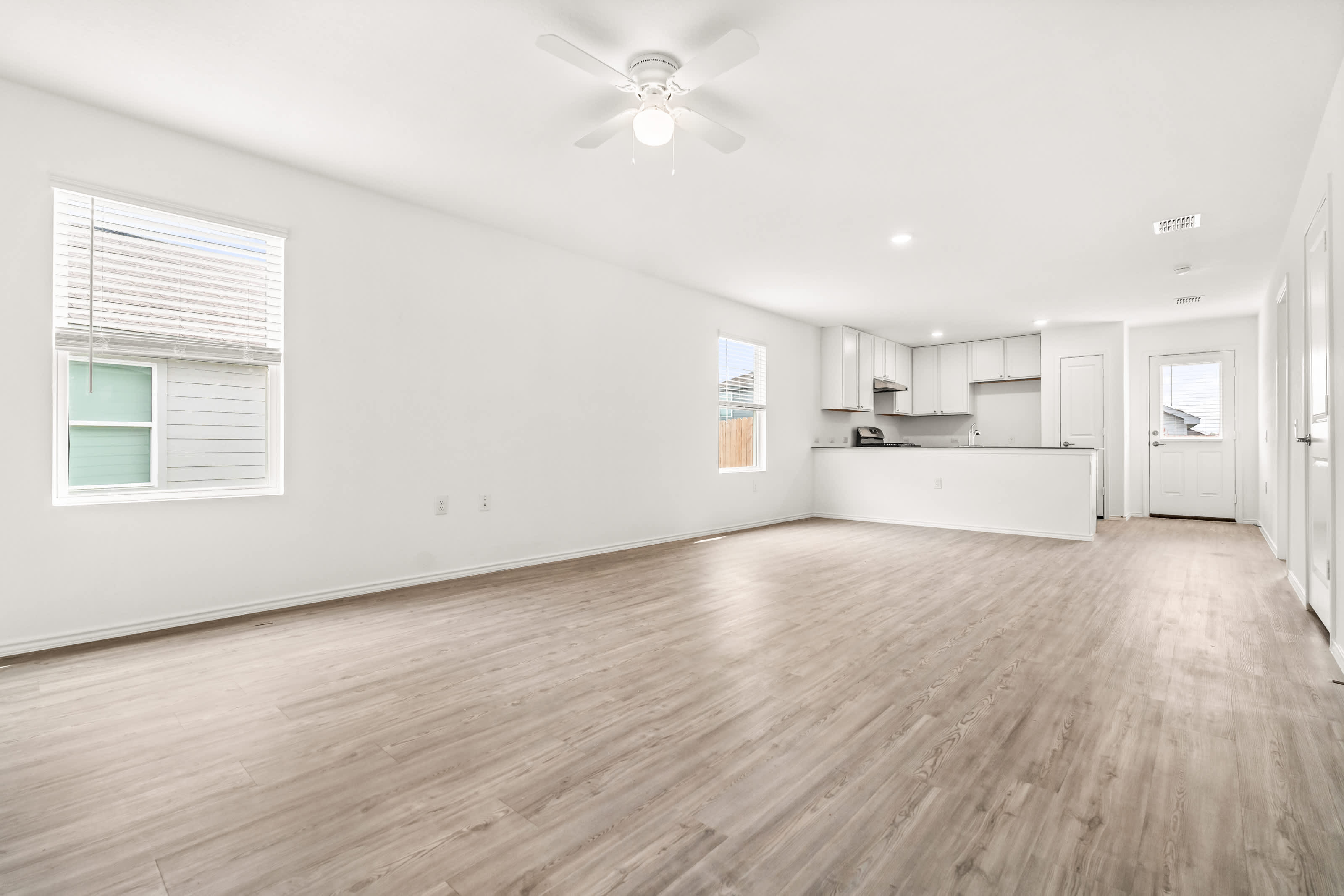 10119 Ana Hts – photo 5