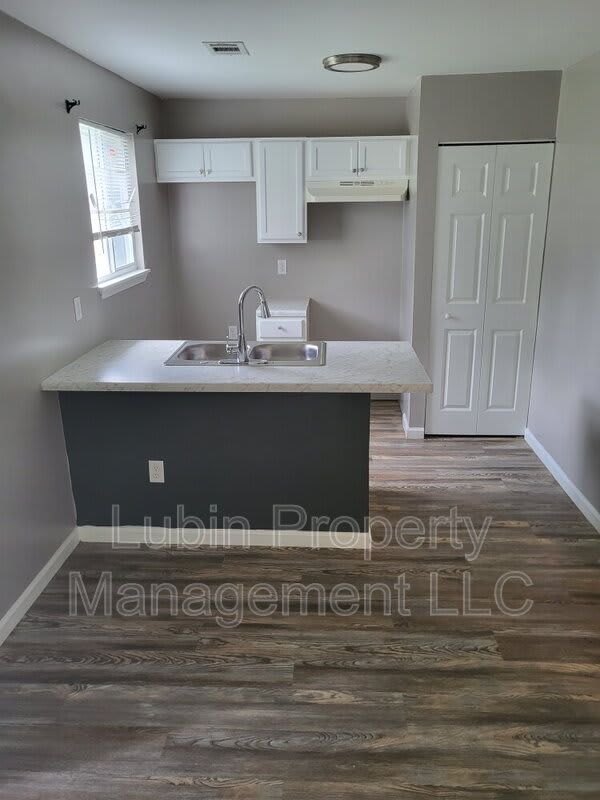 217 Ingle Ave – photo 3