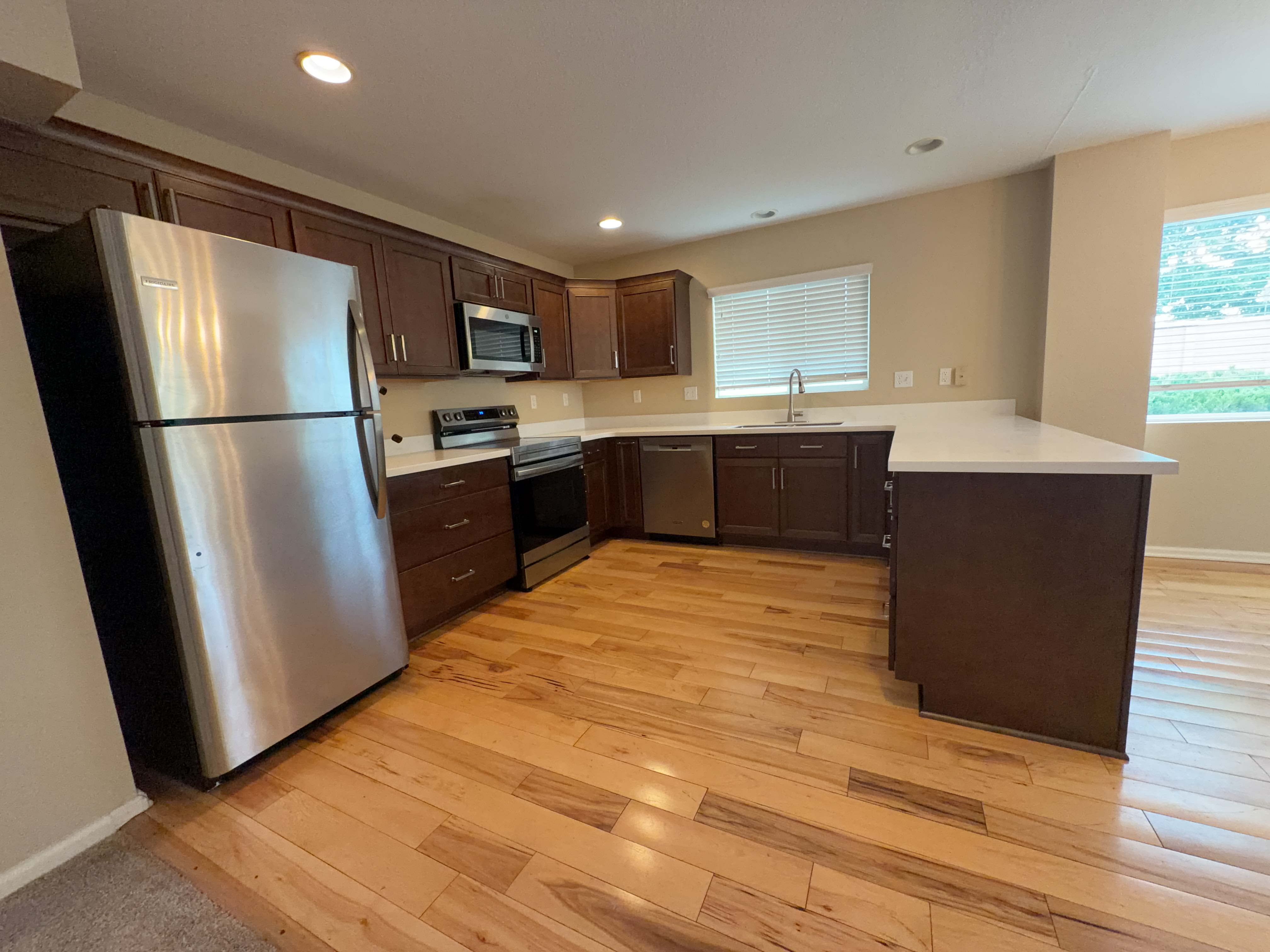 2520 Sierra Springs Dr – photo 3