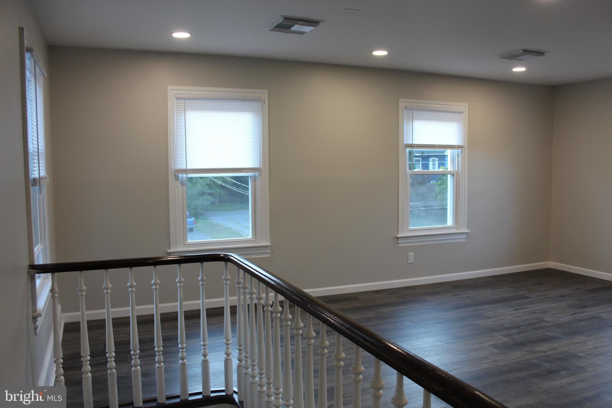 34 DELSEA DR S – photo 3