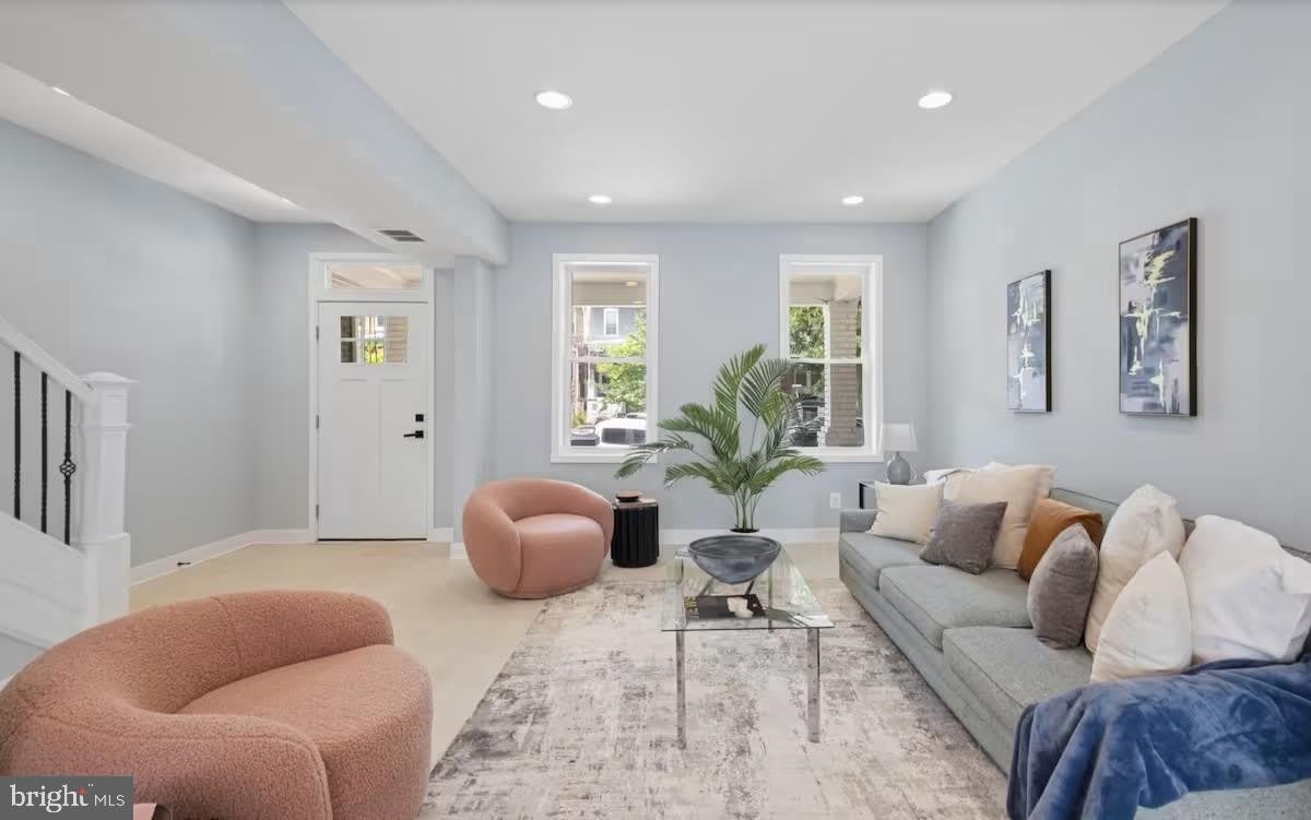706 Longfellow Street Nw – photo 3