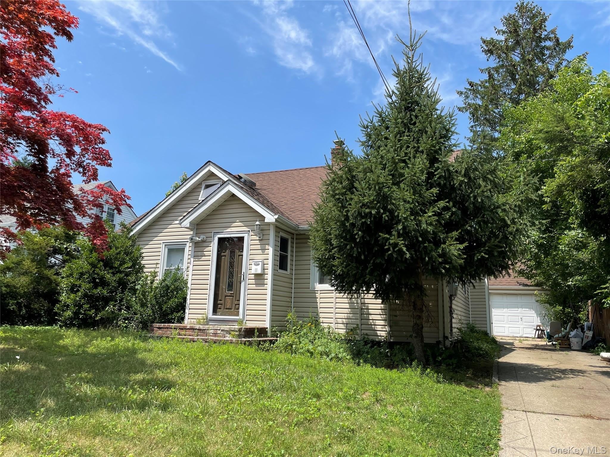 6 Dawes Avenue – photo 1
