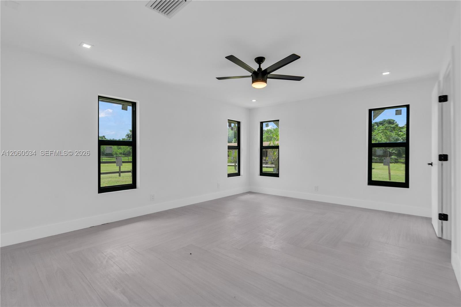 17680 Southwest 54th Street – photo 3