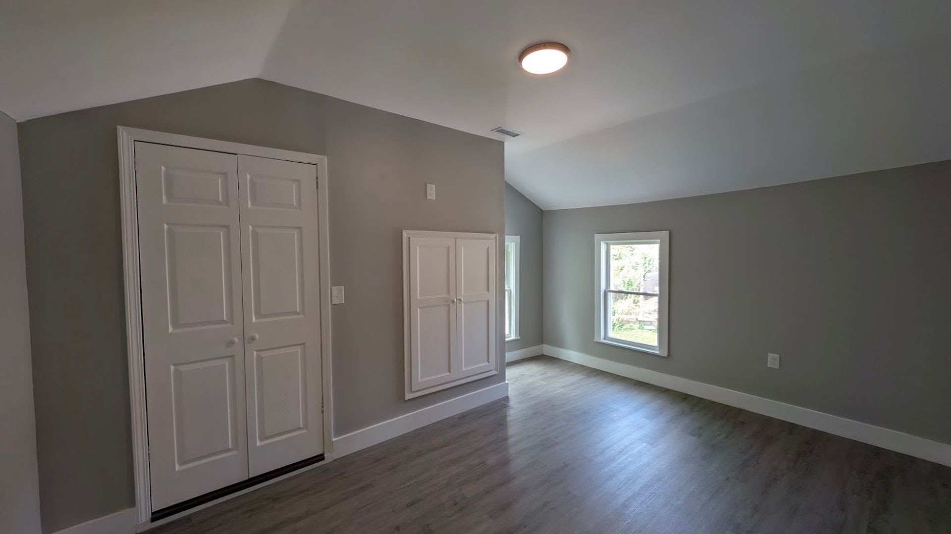 Carnegie 2 Br Single Family Home – photo 2