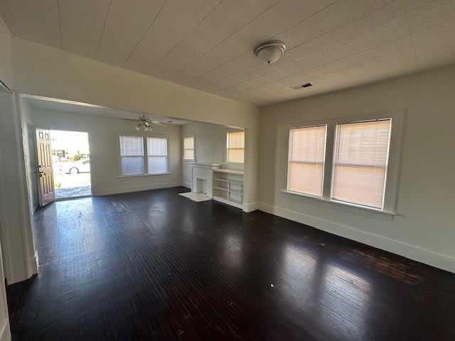 881 Ross Avenue – photo 4