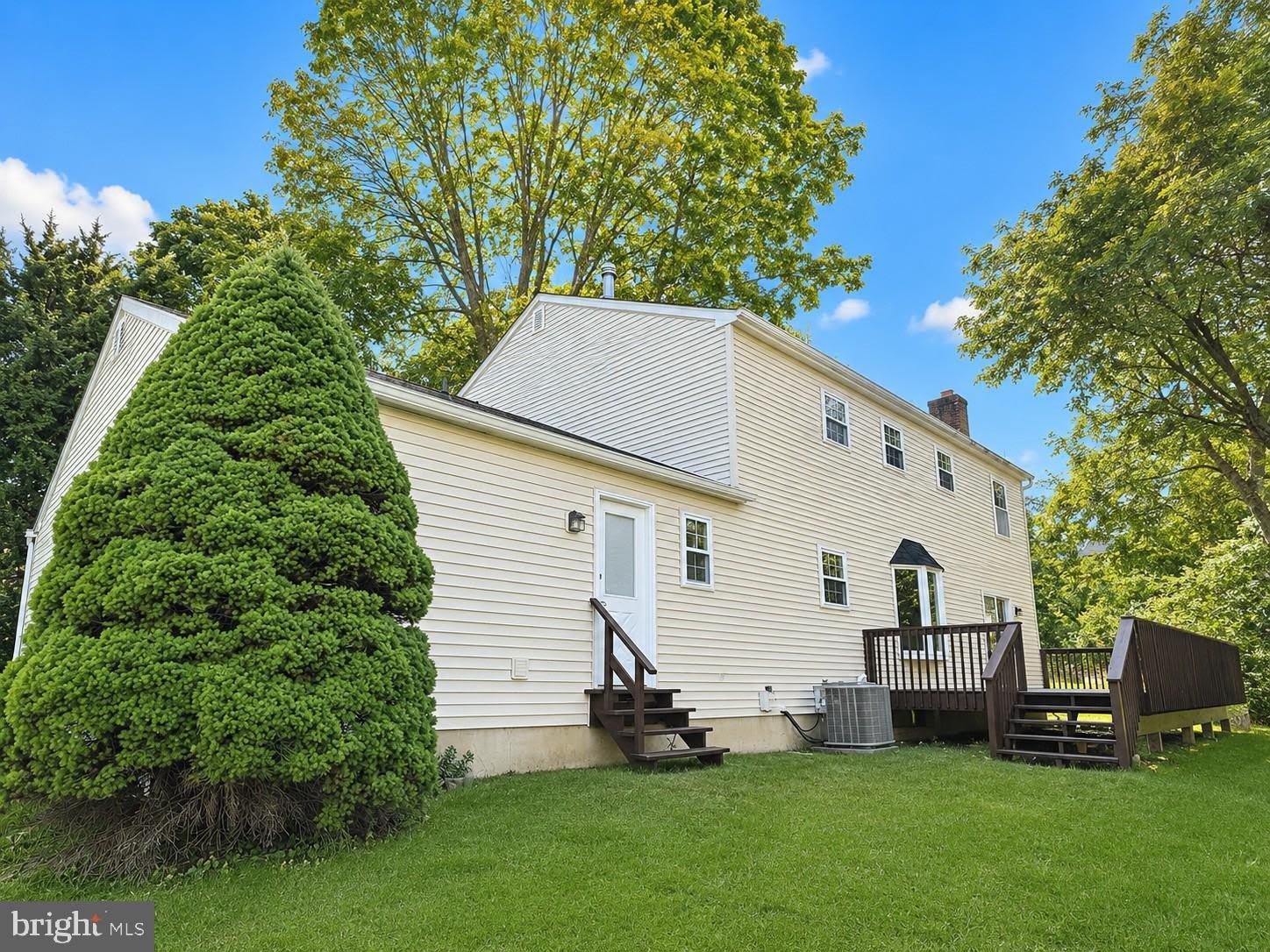 902 KIRBY Drive – photo 2