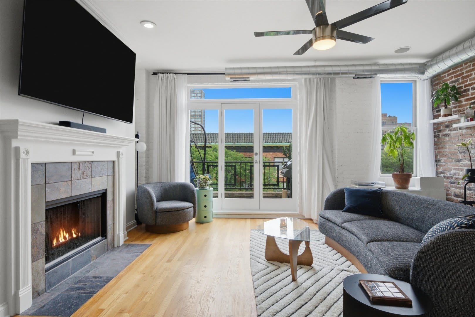 5302 N Winthrop Avenue – photo 5