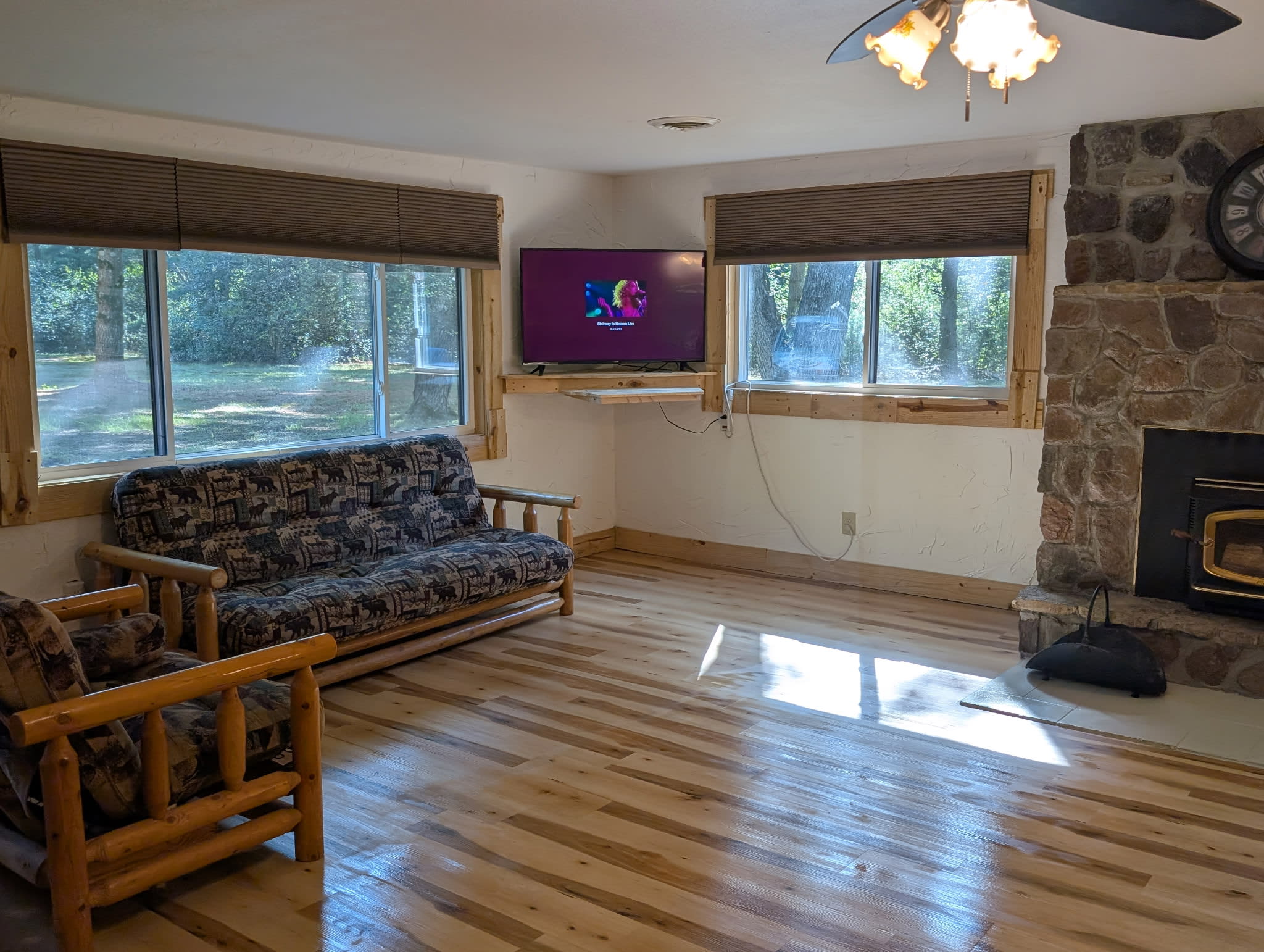 1150 Dover Dr – photo 3