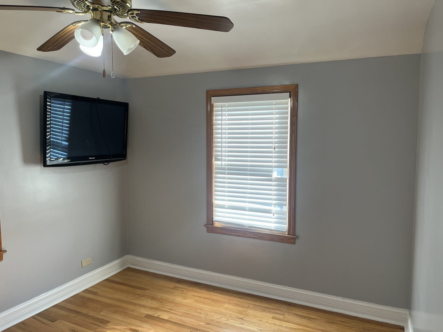 3928 S Wisconsin Avenue – photo 2