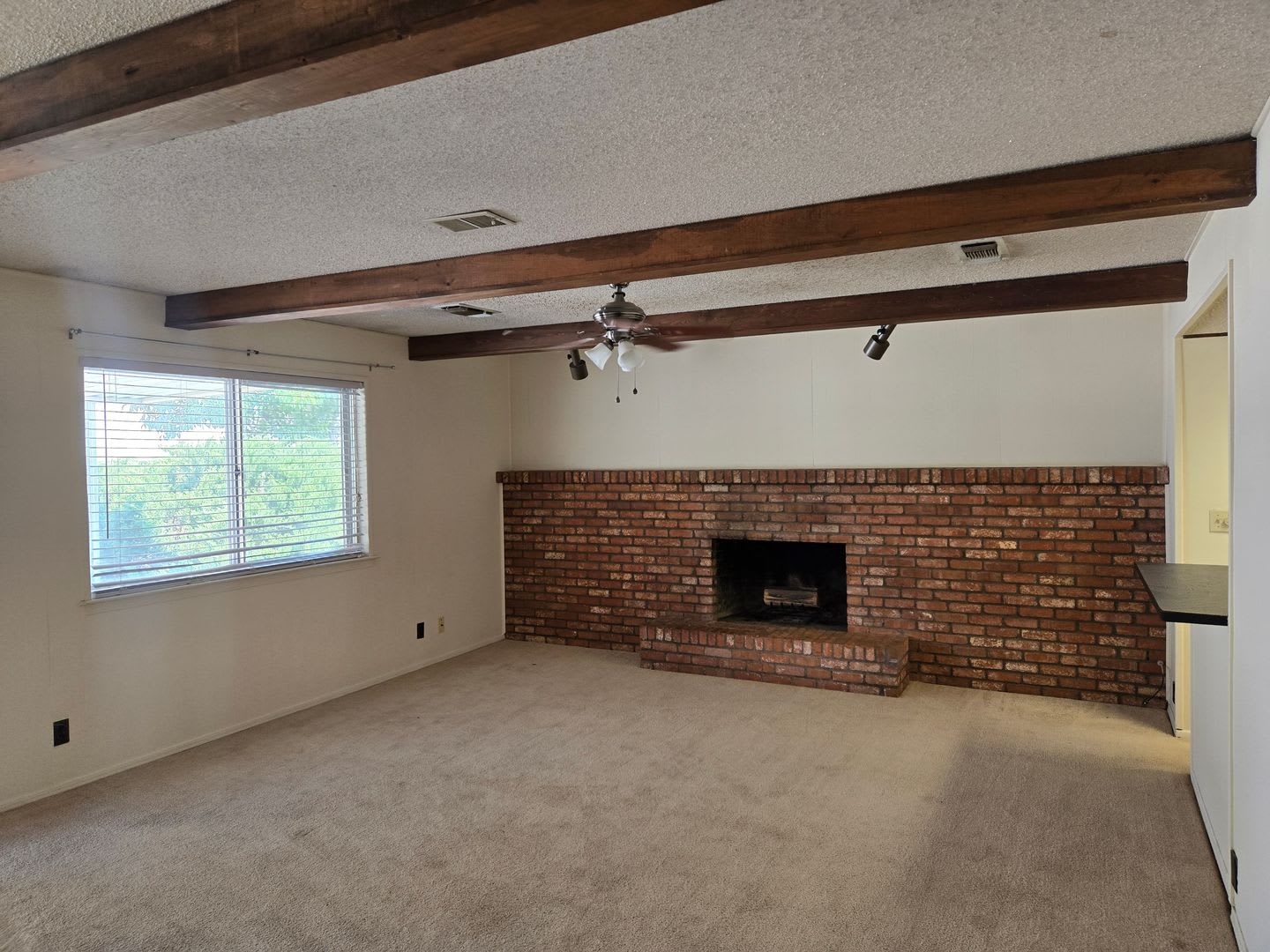N.E. Heights 3 bedroom 2 bathroom home – photo 5