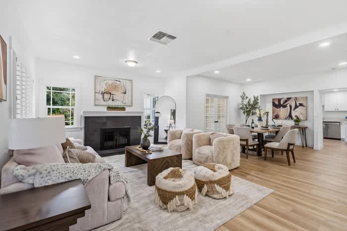 331 Chester Place – photo 1