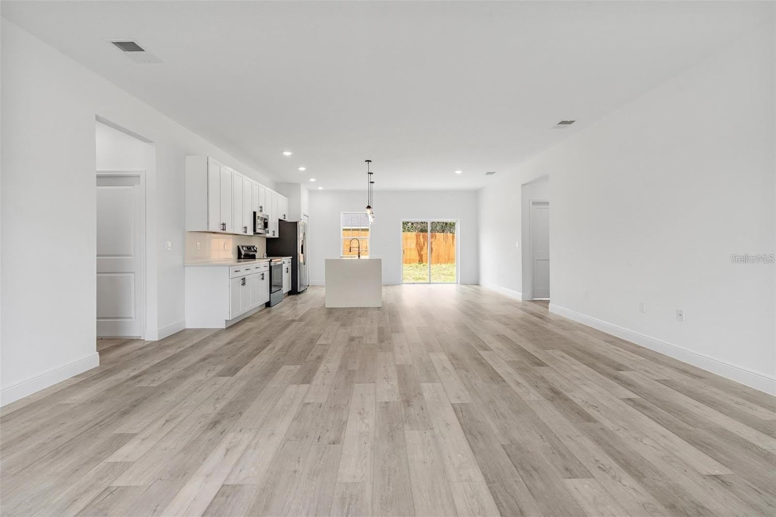 324 Marion Oaks Trail – photo 5
