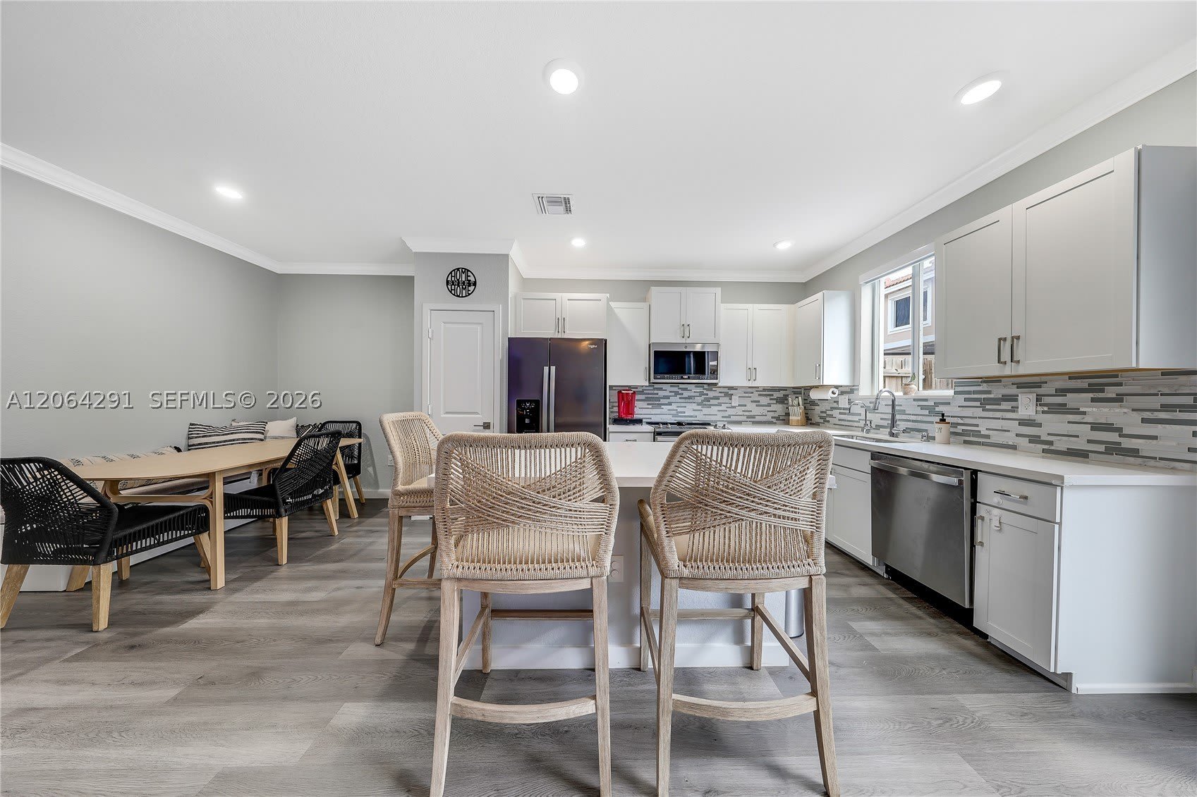 1079 SE 23rd Ter – photo 3