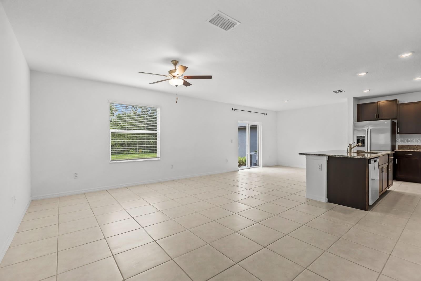 5552 Blue Azure Drive – photo 5