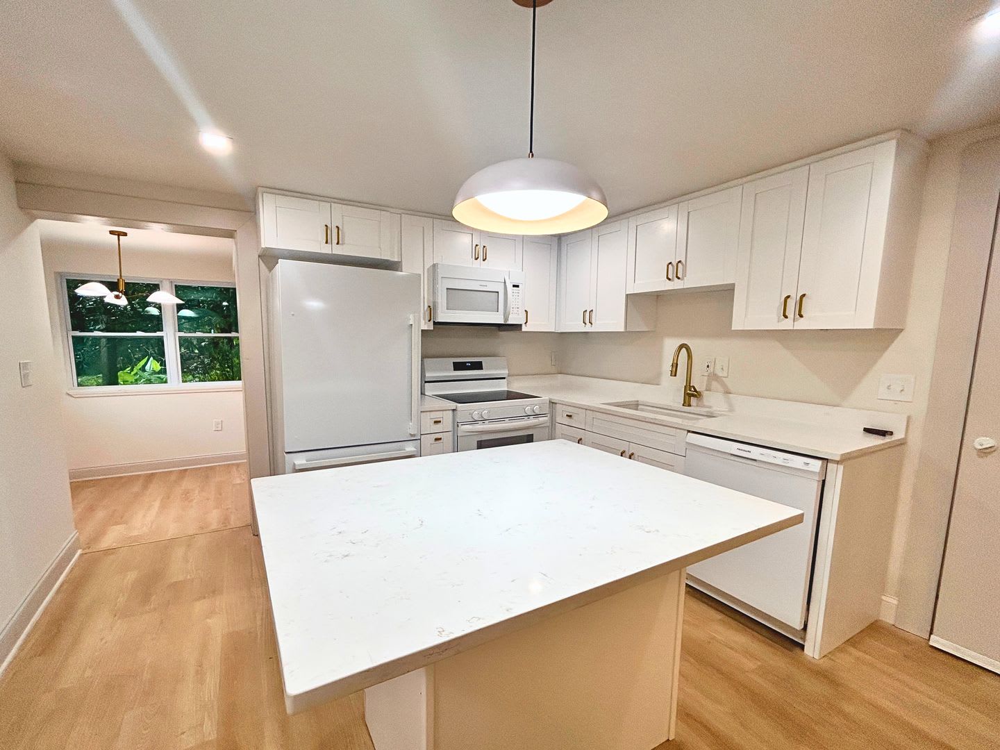 Newly Renovated 2-Bed, 1-Bath Duplex with Modern Upgrades – photo 5