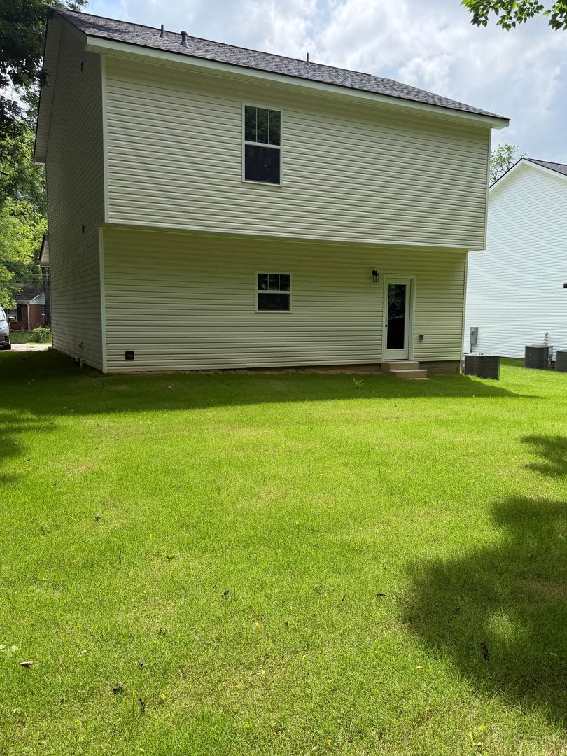 3 Bedroom 2.5 Bath 1,732 sq ft – photo 3