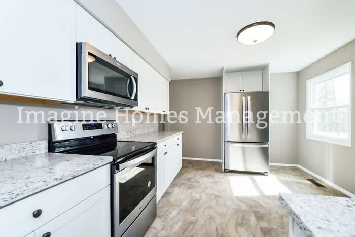 9200 Whitewood Road – photo 5