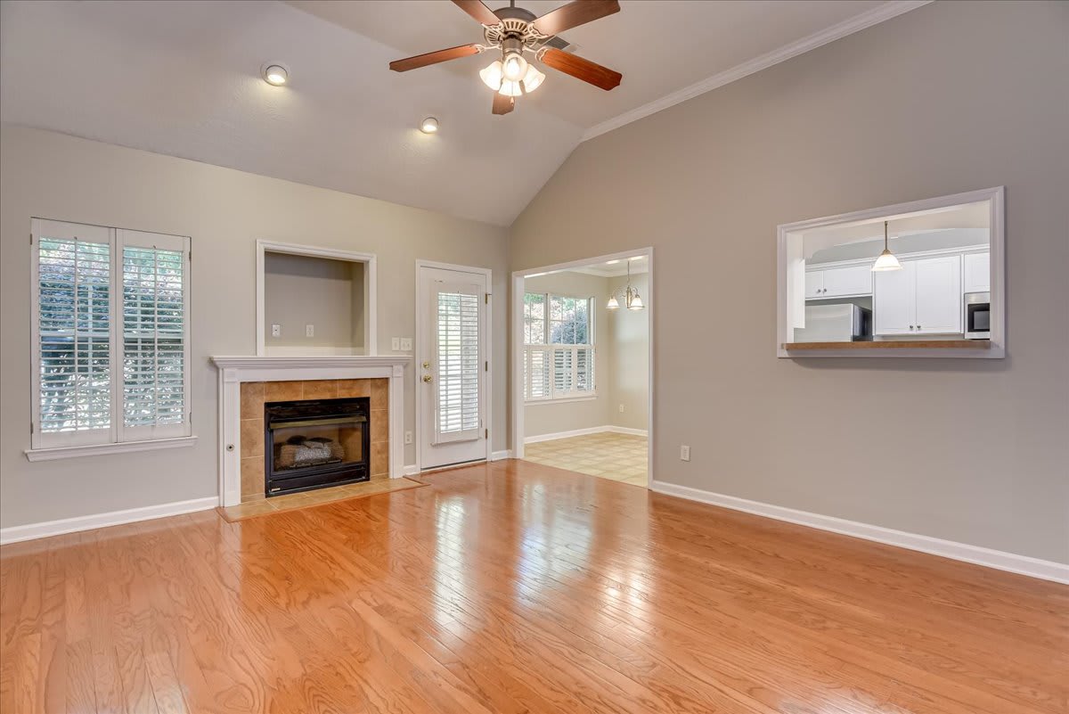 1348 Wendell Lane – photo 3