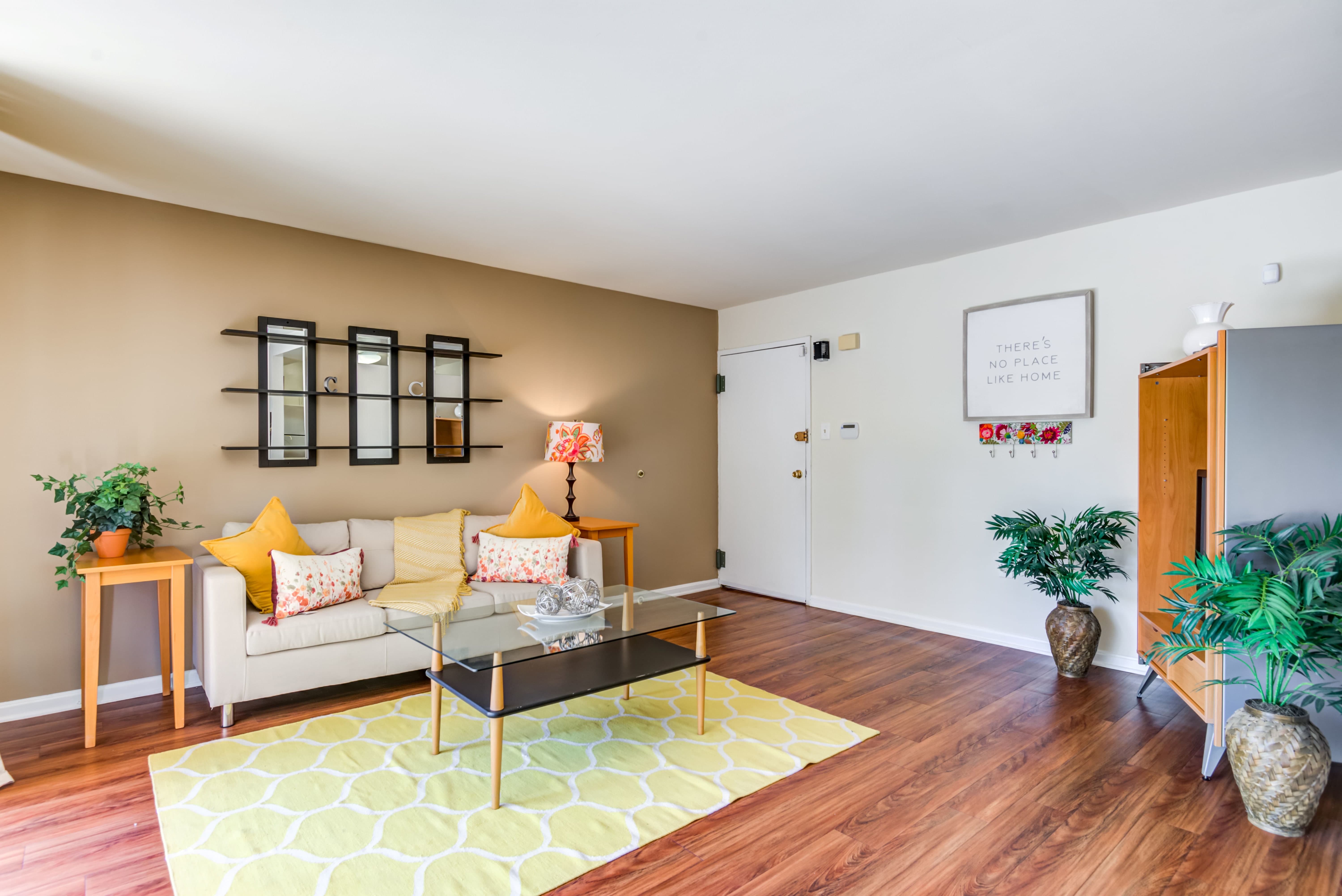 Capital Crossing Apartments – photo 3