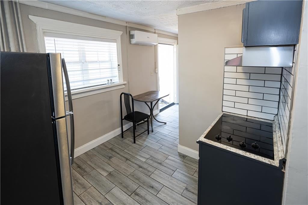 235 Walnut Street NW – photo 5