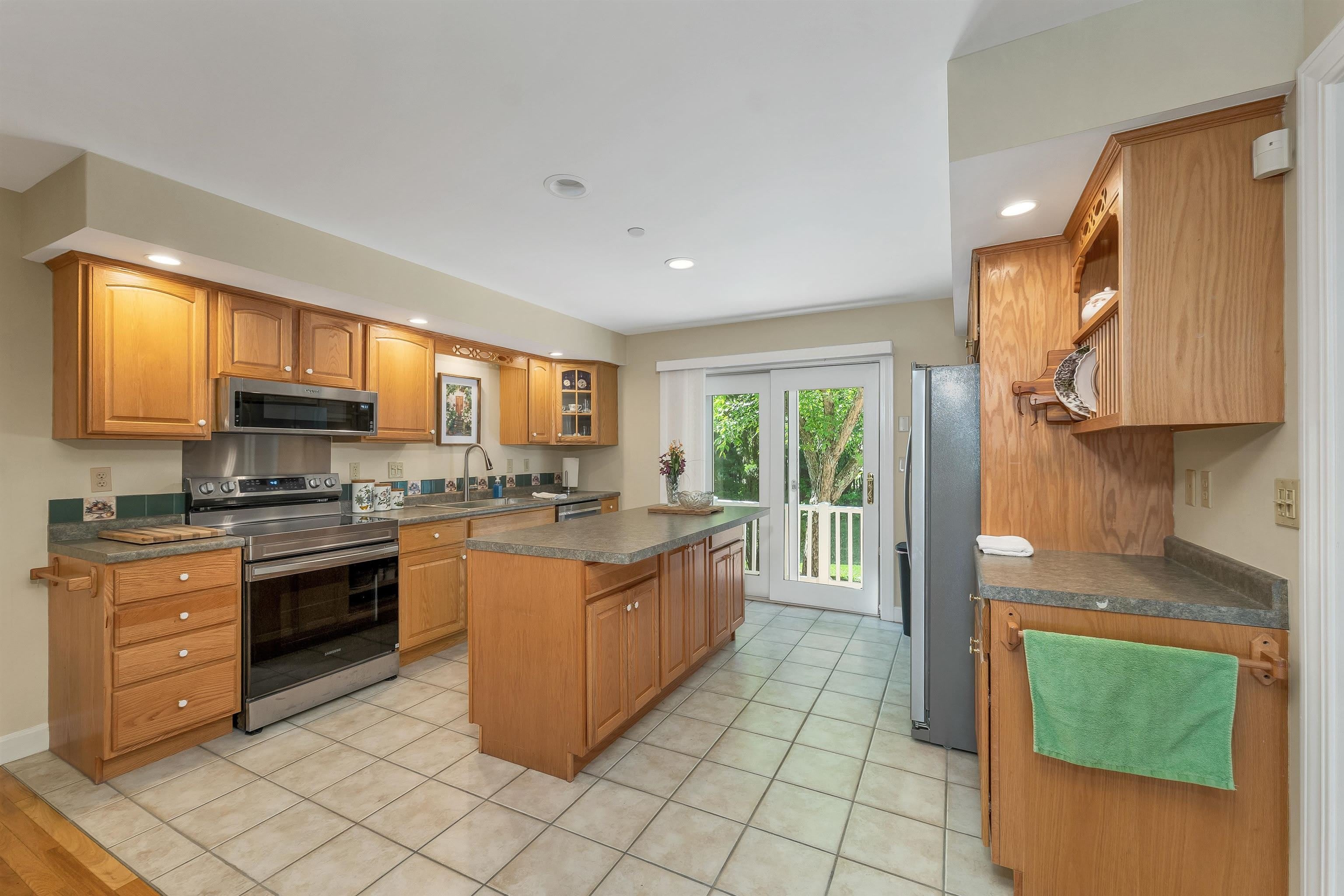 20 Emily Circle – photo 4