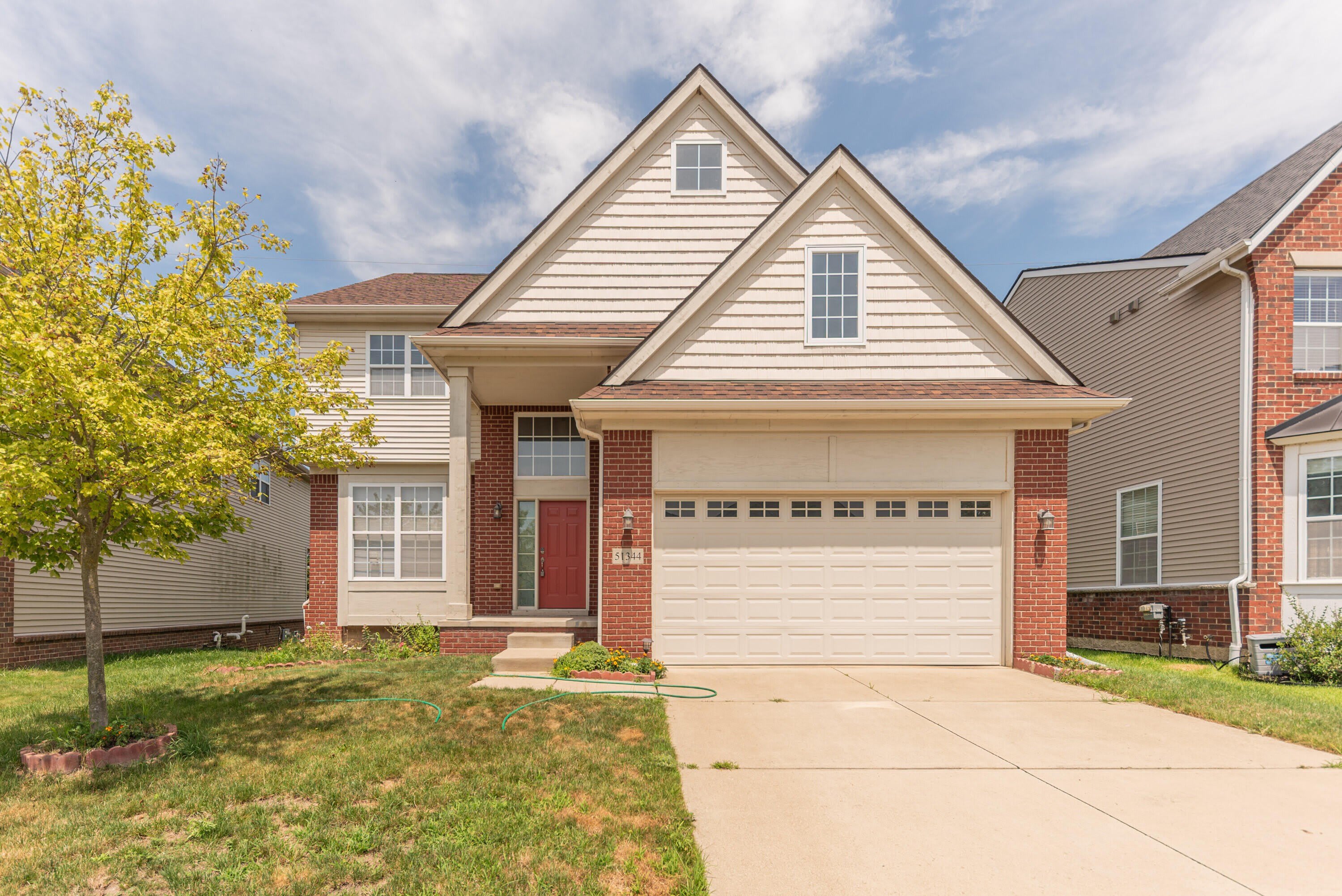 51344 E Bourne Terrace – photo 1