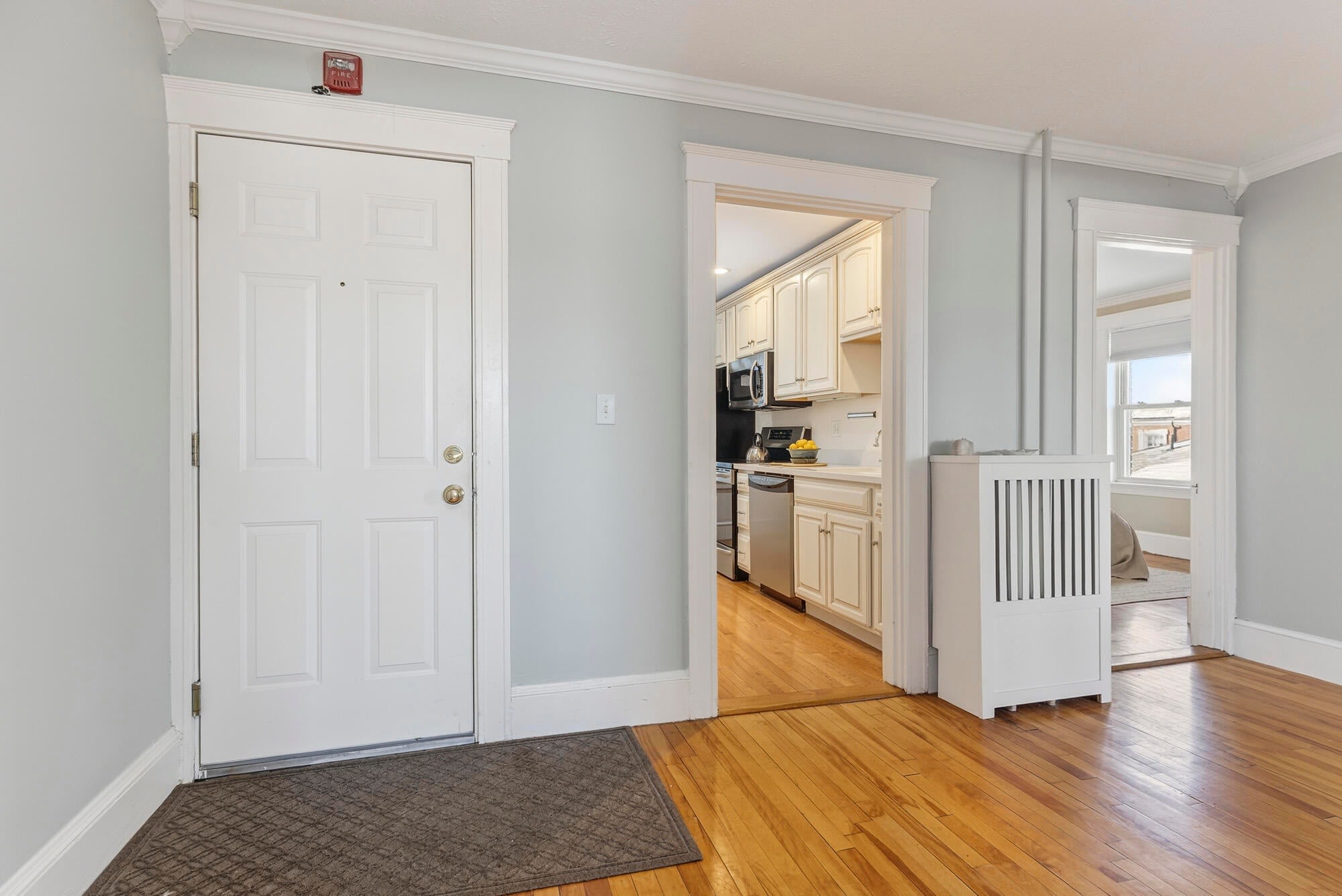 197 Pine St Unit 406 – photo 2