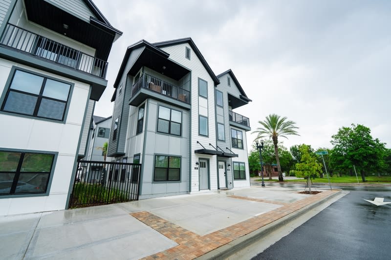 181 Barstow Place – photo 1