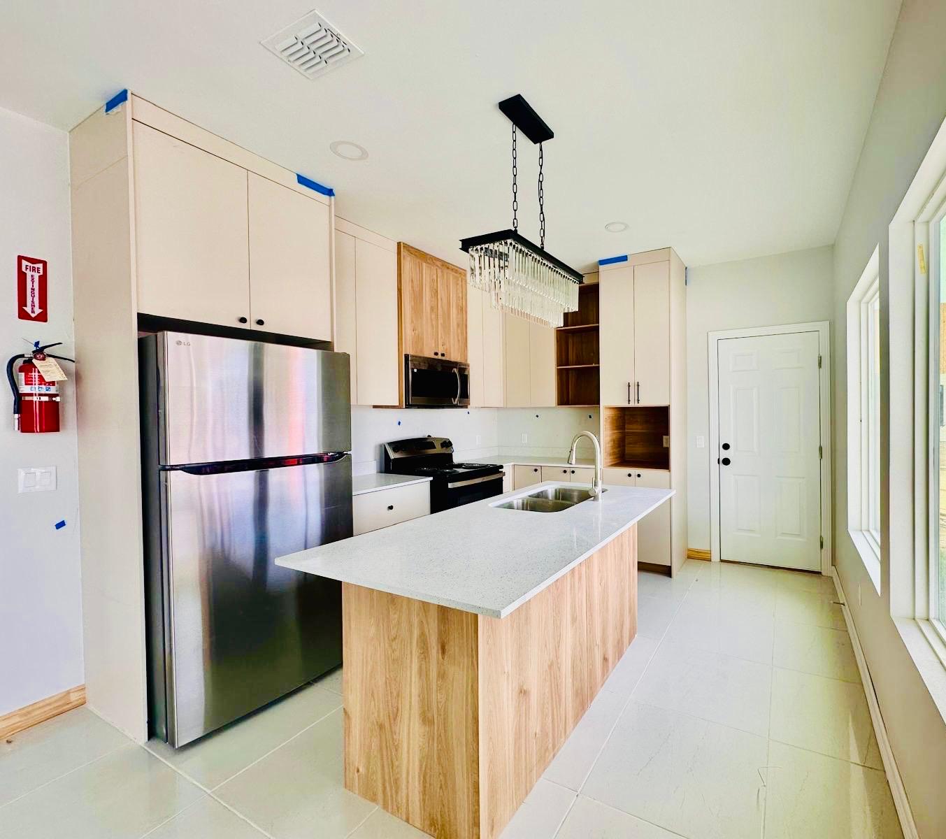 4305 Heron Ave – photo 1