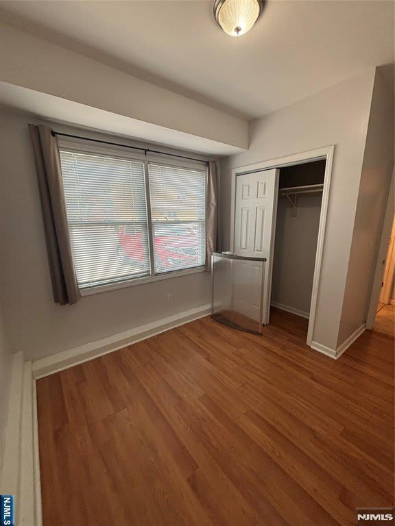 16 18 N Front – photo 5