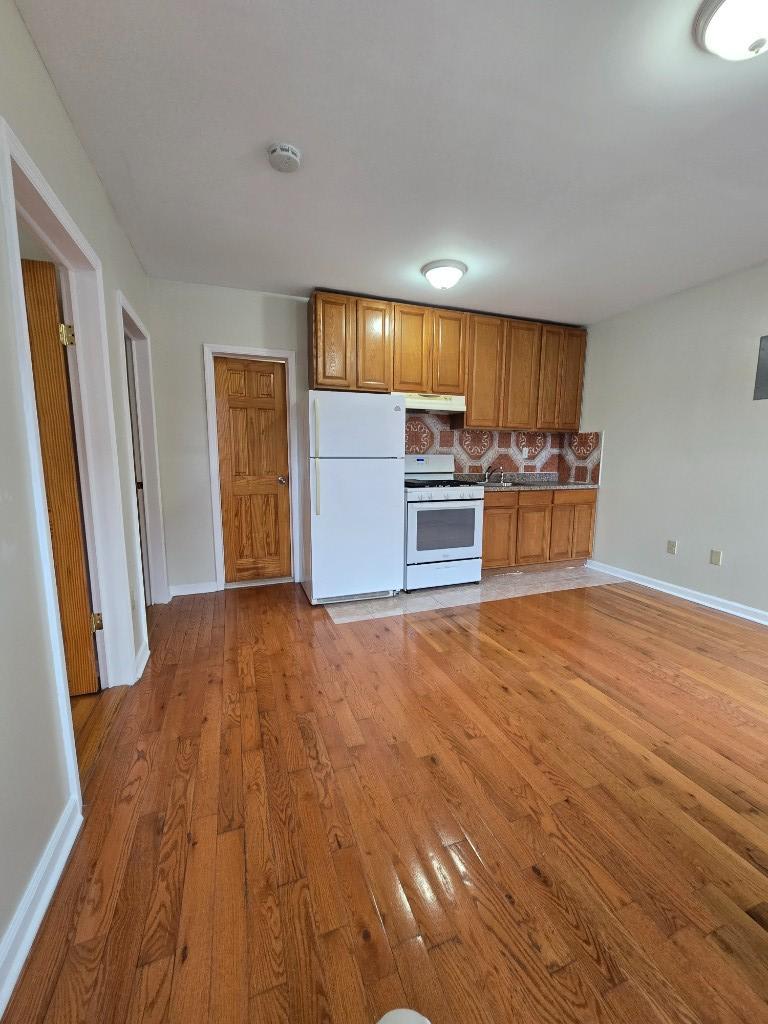 754 Park Place – photo 3