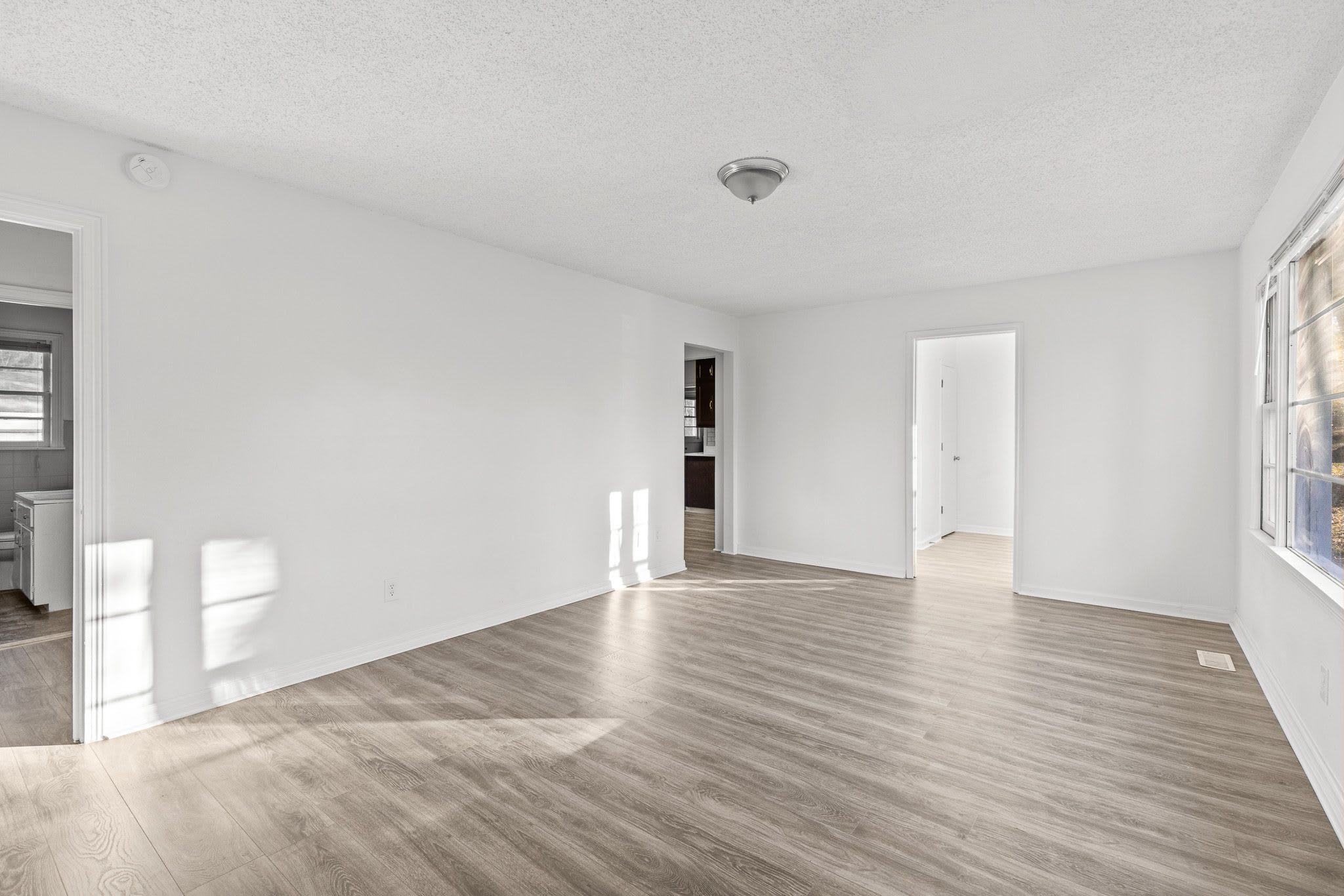 2321 4th St NE – photo 5