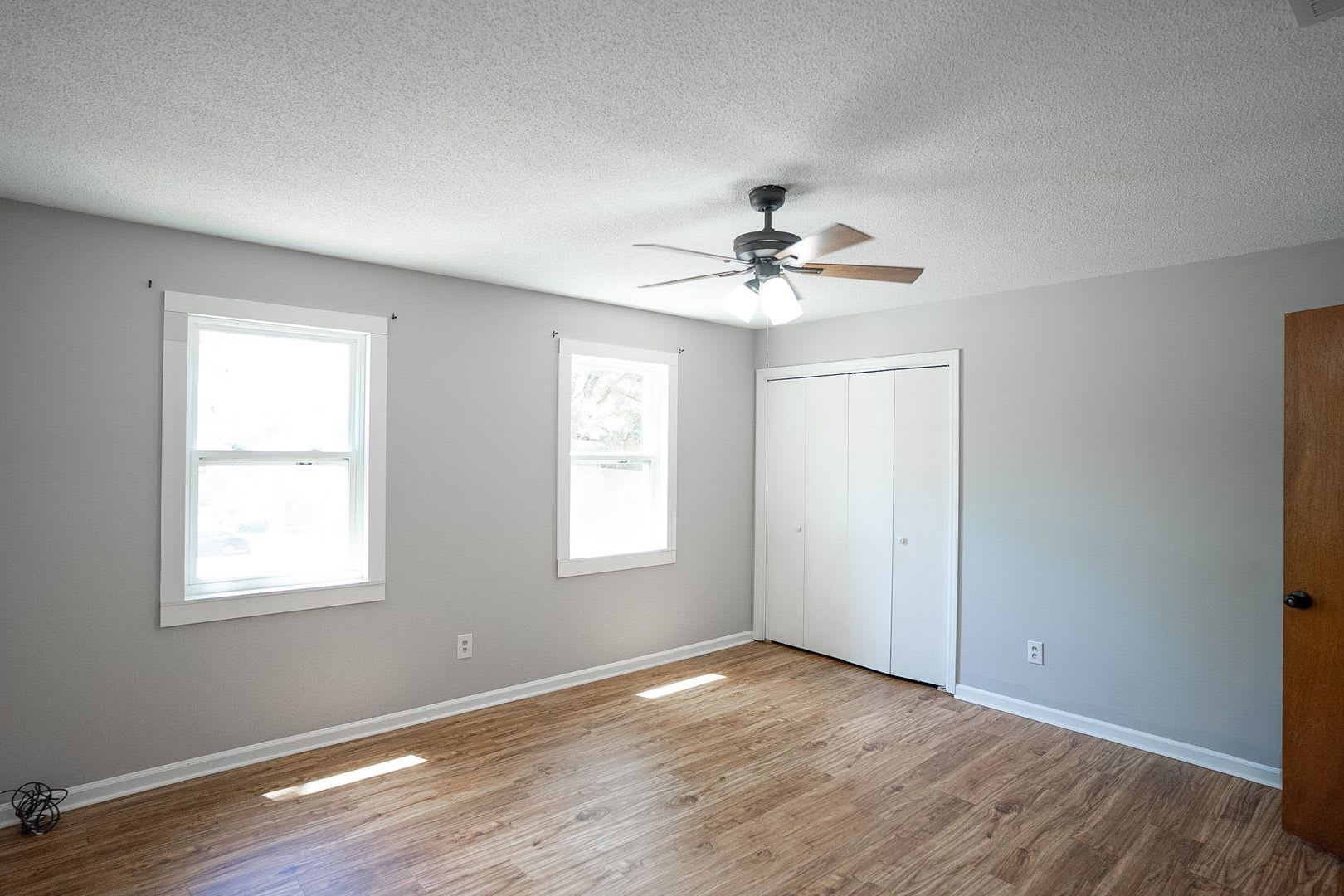 2398 Winston Way – photo 5